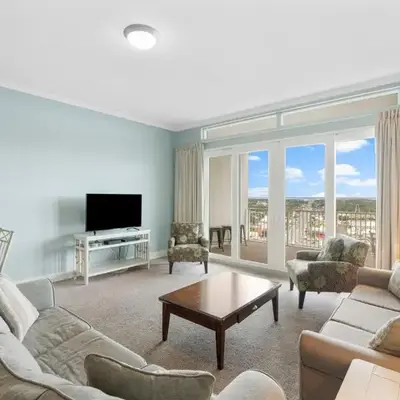 Laketown Wharf #2133