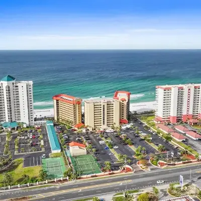 Summerhouse Beach Resort by Panhandle Getaways