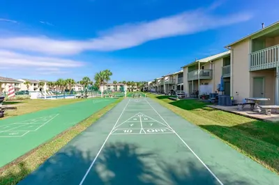 Gallery image of Beach A Holic at Gulf Highlands Beach Resort in Panama City Beach