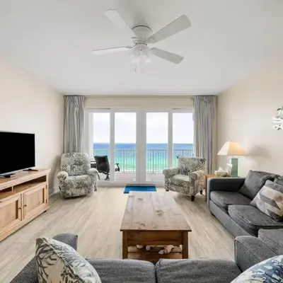 Laketown Wharf #1826